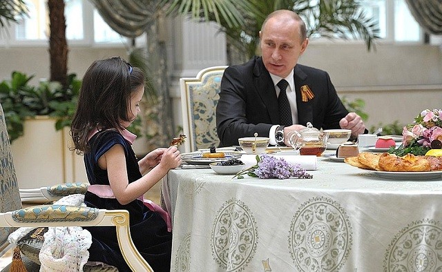 vladimir putin with daughter